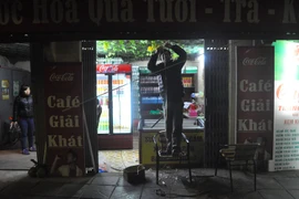 Nam thanh niên nghi ‘ngáo đá’ náo loạn phố Tô Hiệu