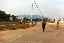 Mâu thuẫn trong đám cưới, đâm chết anh em thông gia