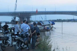 Một người mất tích sau va chạm tàu thủy