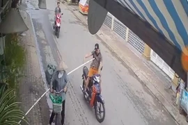 Đo đất vì gặp Tôn Ngộ Không giữa đường