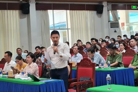 Lãnh đạo Đồng Nai tiếp 400 người mua đất dự án cạnh sân bay Long Thành