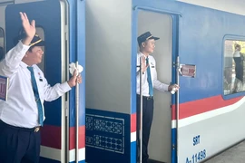 Đường sắt chính thức ra mắt đoàn tàu 'check-in di động'