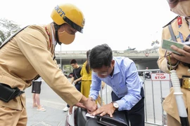 Cần quy định rõ lúc nào thì CSGT được phép truy đuổi người vi phạm 