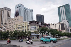 Theo Quyết định 79, ba tuyến đường Nguyễn Huệ, Đồng Khởi và Lê Lợi (quận 1) có giá cao nhất trong bảng giá đất điều chỉnh với mức 687,2 triệu đồng/m2.