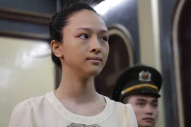 Vụ hoa hậu Phương Nga: 'Hợp đồng tình ái' nói gì?