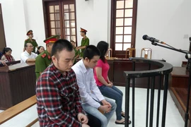 Tạt a-xit làm nữ sinh mù mắt, án cao nhất 7 năm 