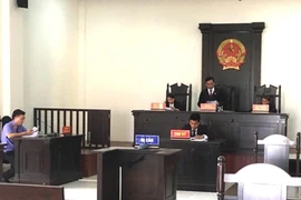 Vẫn chưa xử được vụ gắn nhãn hiệu nổi tiếng lên áo thun