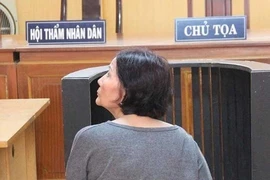 Điều tra lại một vụ mẹ trộm xe hơi của con gái