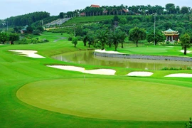 Vụ lùm xùm trong sân golf: Xác minh gì lâu vậy?
