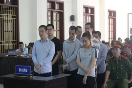 Đặt thiết bị đọc trộm thẻ ATM rút trên 1,7 tỉ đồng