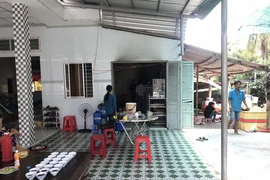 Tai nạn thương tâm vì con bật bếp gas lúc cha đổ xăng 