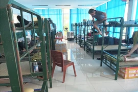 Long An: Người cách ly chê khu cách ly ngột ngạt, khó thở?