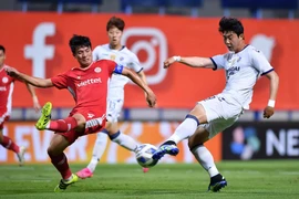 Thua đau Ulsan ở phút 90+1, Bùi Tiến Dũng và Trọng Hoàng nói gì?