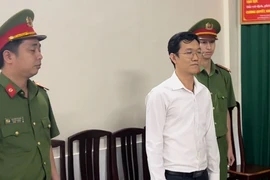 Tiến sĩ luật Đặng Anh Quân tiếp tục bị tạm giam chờ xét xử