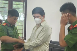 Dâm ô con gái ruột, lãnh 5 năm tù
