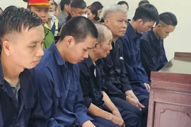 Làm giả Nón Sơn số lượng lớn, 6 bị cáo lãnh án tù