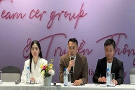 Hằng Du Mục, Quang Linh Vlogs bị cáo buộc lừa dối khách hàng ra sao?