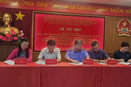 VKSND Khu vực 10 - TP.HCM ký kết quy chế phối hợp thực hiện Nghị quyết 205