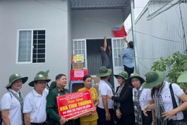 Những phần quà ý nghĩa đầu năm từ TP.HCM đến với Mũi Cà Mau