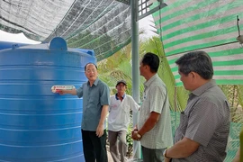 Bí thư Tỉnh uỷ Cà Mau Nguyễn Hồ Hải thị sát vùng 'khát nước' Biển Bạch
