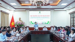 Cần phân định rõ giữa 'gom, gộp thủ tục' với 'cắt giảm thực chất'