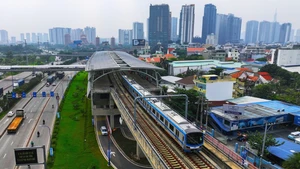 Dưới lá cờ vẻ vang của Đảng, đất nước vững bước vào kỷ nguyên mới