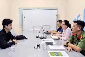 Sở TT&TT TP.HCM xử phạt TikToker Tuấn không cận 'Nờ Ô Nô' 30 triệu đồng