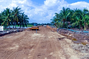 TP Cần Thơ tìm nguồn cát san lấp dự án cao tốc từ Campuchia