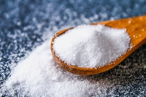 Bạn nên tiêu thụ bao nhiêu muối trong một ngày?