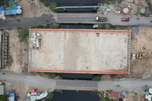 2 cây cầu giải cứu kẹt xe cửa ngõ phía Tây dự kiến thông xe cuối năm 