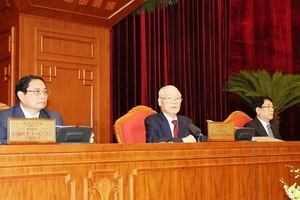 Hình ảnh Tổng Bí thư Nguyễn Phú Trọng, Thủ tướng Phạm Minh Chính, Đại tướng Lương Cường và các đại biểu tại Hội nghị Trung ương 9