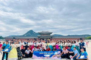 Cập nhật mới về các đoàn du khách Việt đang du lịch Hàn Quốc