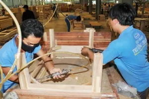 Được hai đại gia chung sức “cứu”, Gỗ Trường Thành sẽ sống lại?