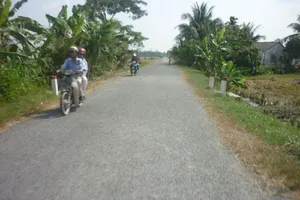 Ba ‘quan xã’ chi sai gần 1 tỉ đồng