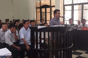 Trả hồ sơ vụ lừa đảo 52 tỉ tại Agribank Trà Vinh