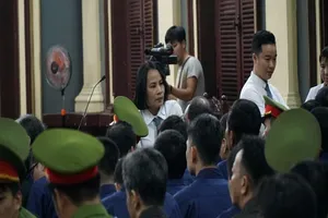 Tòa gửi thông báo cho 73 luật sư vụ Phạm Công Danh