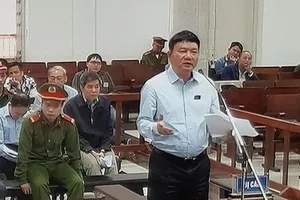 Ông Đinh La Thăng tự bào chữa trong gần 40 phút