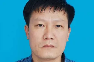 Phó phòng Cục Thuế nhận hối lộ bị bắt quả tang