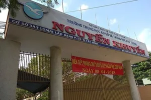 Áp lực học tập, nam sinh viết thư tuyệt mệnh rồi nhảy lầu tự tử