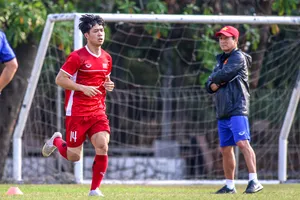 Vì sao trợ lý Lee Young-jin theo dõi sát sao Công Phượng?