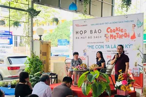 Cần chi vĩ đại, chỉ cần cùng con làm mọi điều con thích...