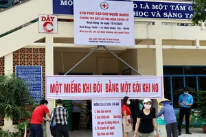 Nha Trang lắp ATM gạo phục vụ người khó khăn trong mùa dịch 