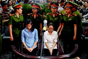 Toàn cảnh vụ xử hai bảo mẫu hành hạ trẻ em qua ảnh