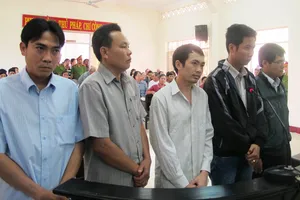 Ngày mai mở lại phiên tòa xử năm công an đánh chết người 