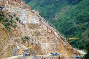 Sạt núi đá ở Hà Giang: 10 người thương vong 