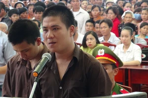 Tử hình kẻ xông vào nhà trọ giết hai người