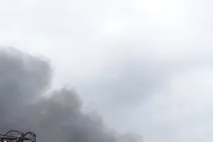 Cháy kho hàng trong doanh trại quân đội