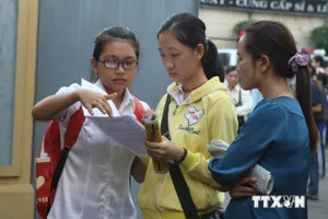 4 ngày trước “giờ G,” thí sinh hối hả "chạy nước rút" luyện thi