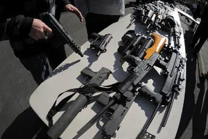 Đề xuất chỉ giữ 8 ngành, nghề cấm đầu tư