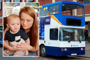 Con khóc quấy, mẹ bị đuổi khỏi xe buýt